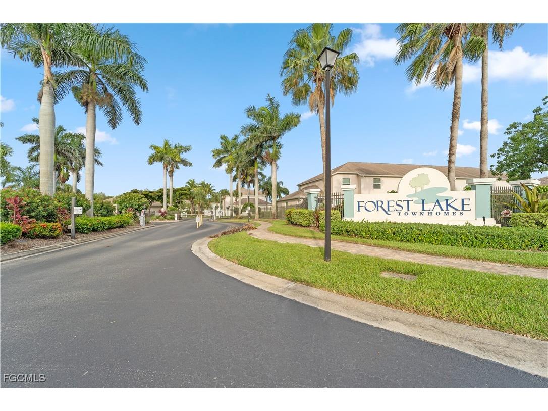 3646 Pine Oak Circle #105 Fort Myers FL 33916 2026000114 image4