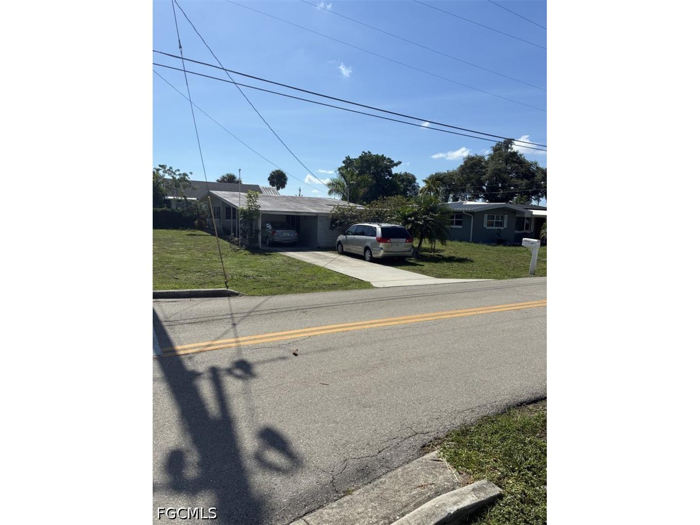 3647 Kelly Street Fort Myers FL 33901 2026025462 image1