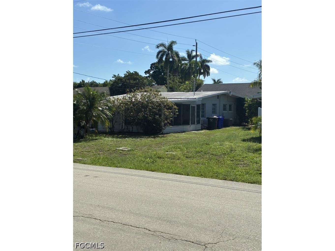3647 Kelly Street Fort Myers FL 33901 2026025462 image3
