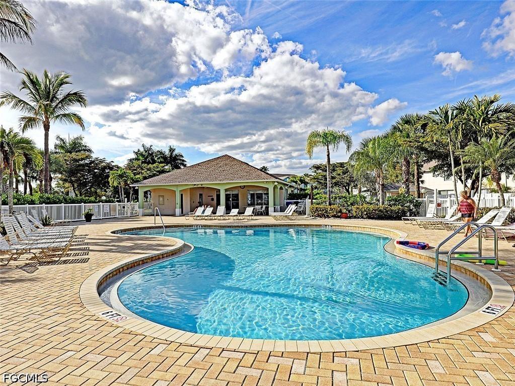 3647 Pine Oak Circle #107 Fort Myers FL 33916 2026023596 image18