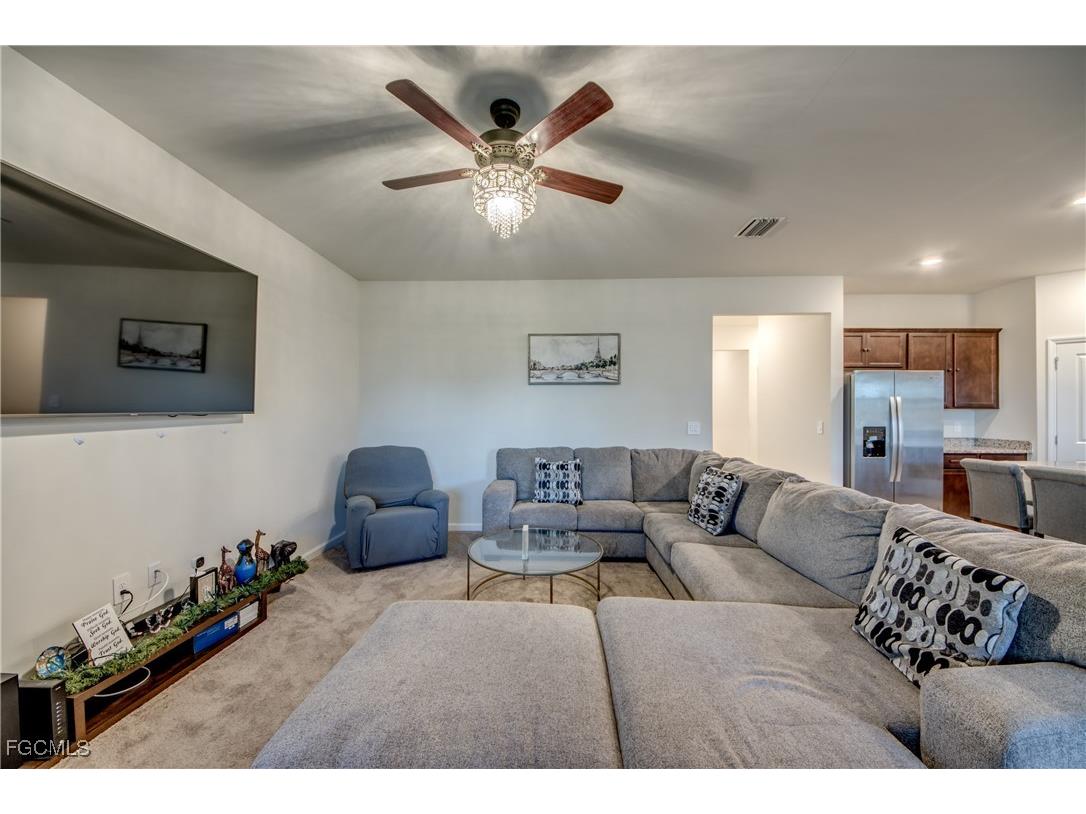 3647 Rain Lily Lane Alva FL 33920 2025025208 image16