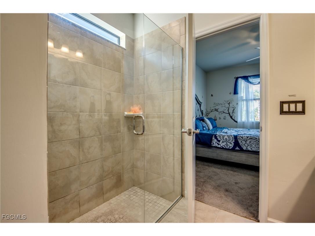 3647 Rain Lily Lane Alva FL 33920 2025025208 image23