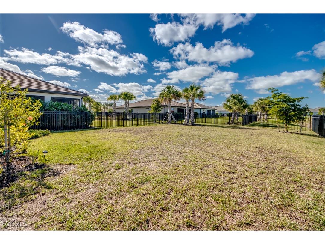3647 Rain Lily Lane Alva FL 33920 2025025208 image34