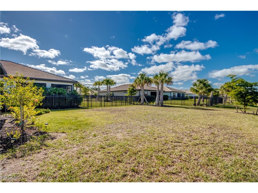 3647 Rain Lily Lane Alva FL 33920 2025025208 image38