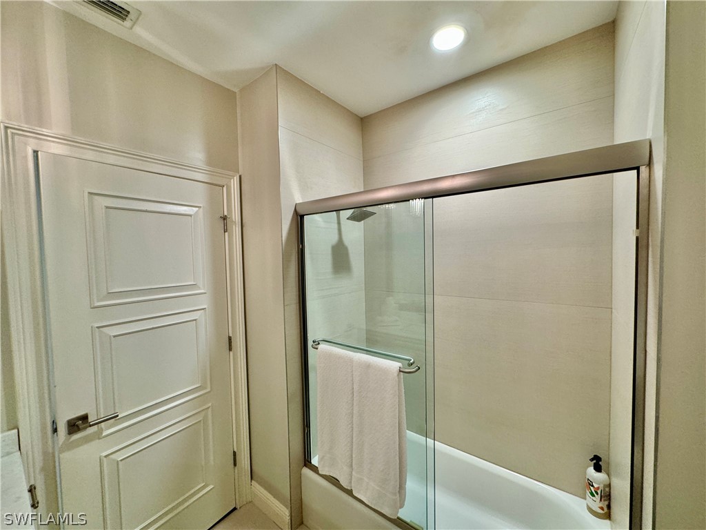 365 5th Avenue S #303 Naples FL 34102 226009218 image15