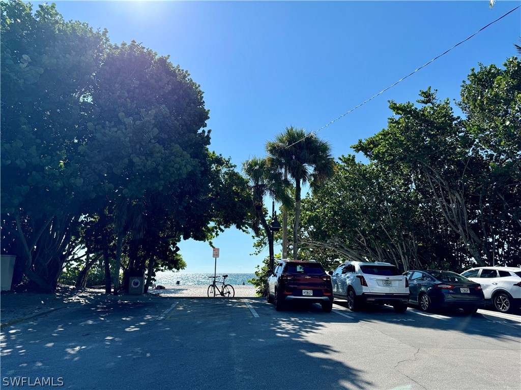 365 5th Avenue S #303 Naples FL 34102 226009218 image46