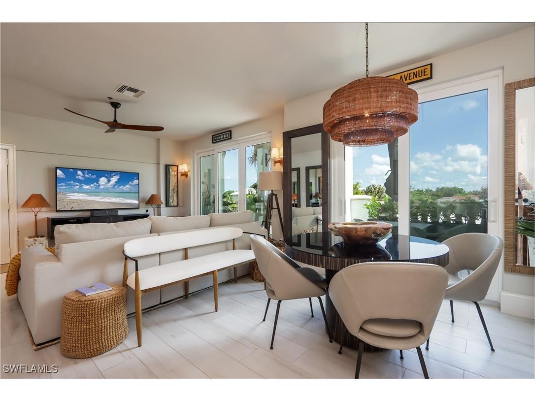 365 5th Avenue S #307 Naples FL 34102 225060848 image1