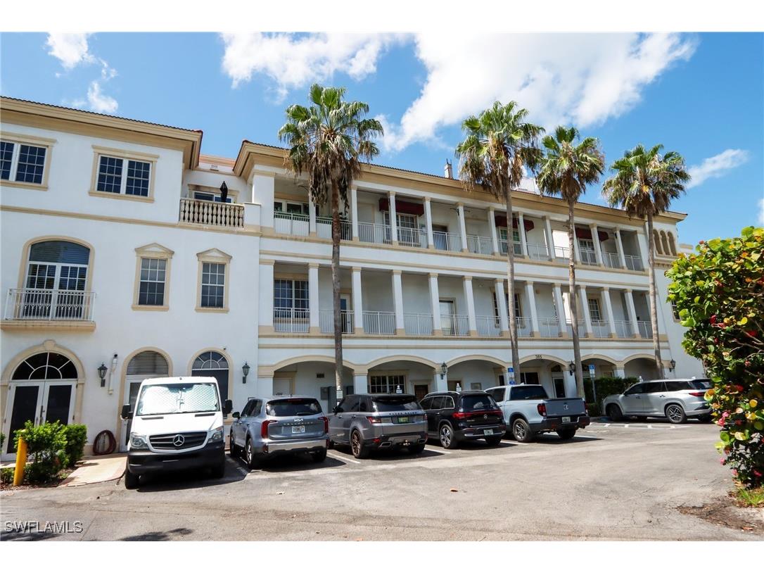 365 5th Avenue S #307 Naples FL 34102 225060848 image19