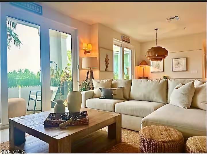 365 5th Avenue S #307 Naples FL 34102 226014001 image2