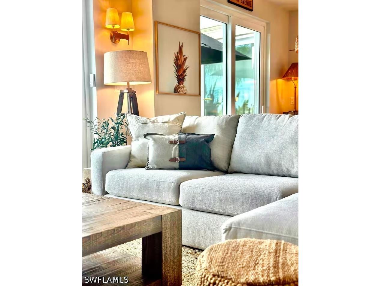 365 5th Avenue S #307 Naples FL 34102 226014001 image3
