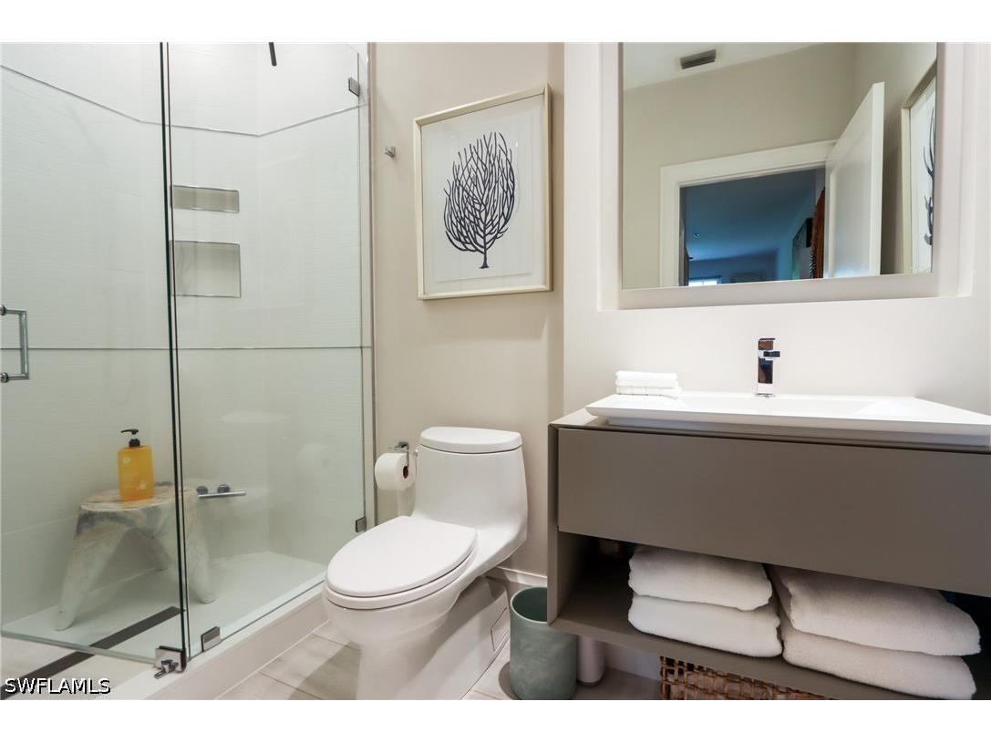 365 5th Avenue S #307 Naples FL 34102 226023427 image15