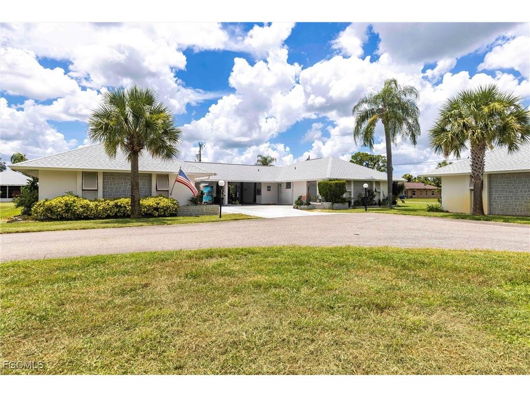 365 Westpark Road Lehigh Acres FL 33936 2025004385 image2