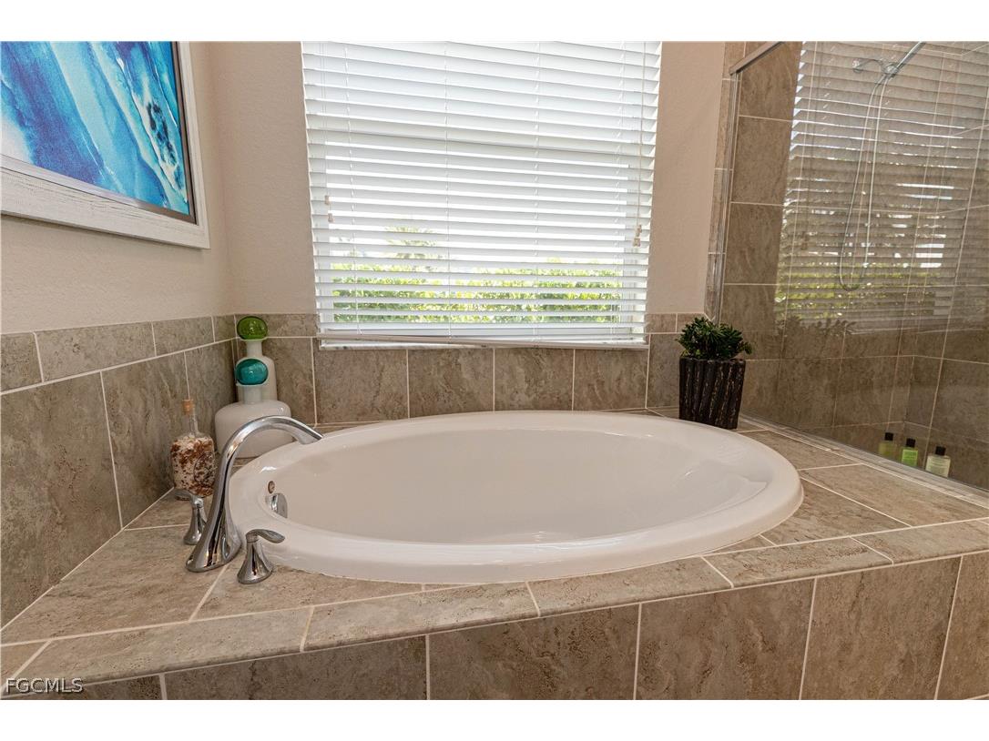 3650 Crimson Lane Fort Myers FL 33916 2026008069 image16