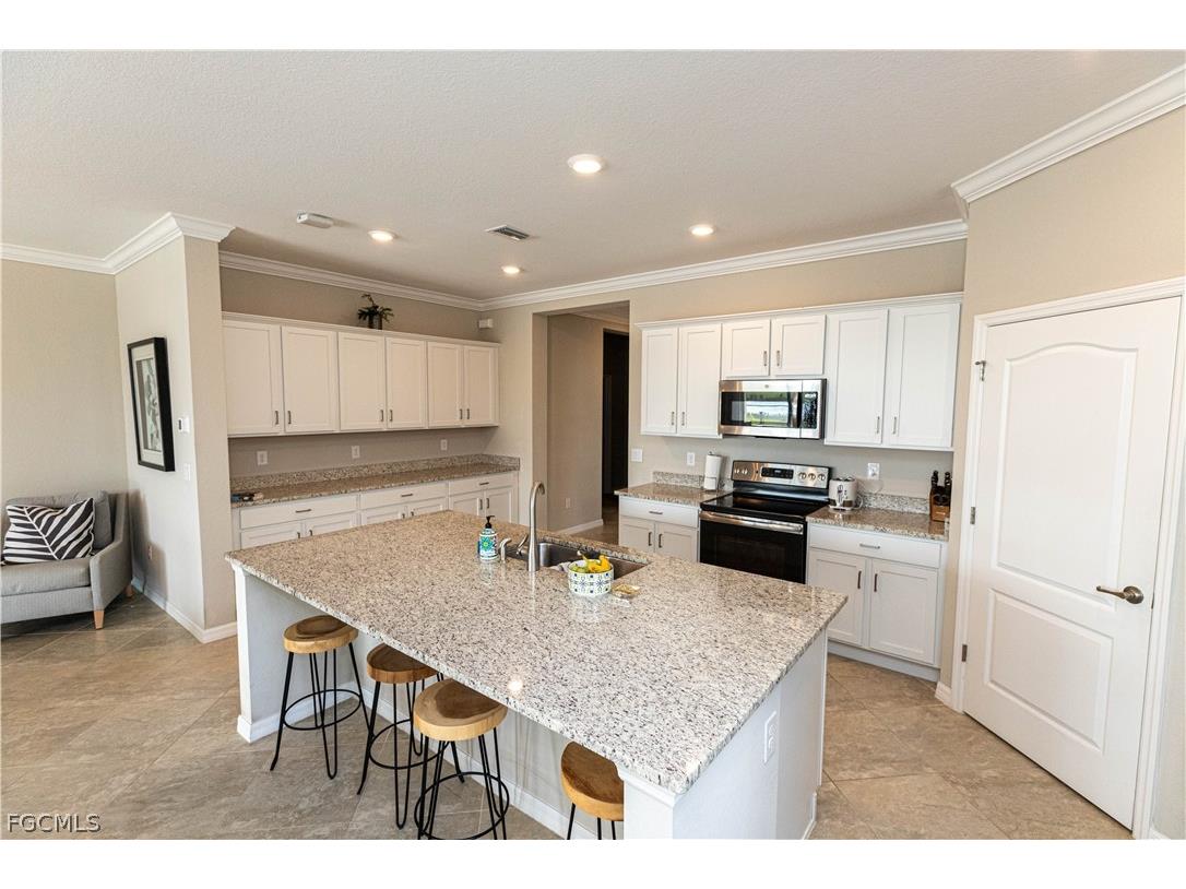 3650 Crimson Lane Fort Myers FL 33916 2026008069 image3