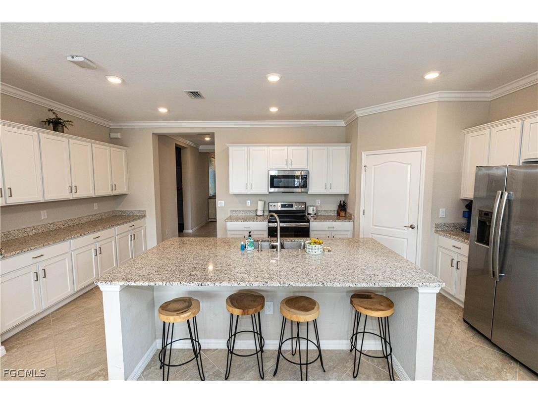 3650 Crimson Lane Fort Myers FL 33916 2026008069 image4