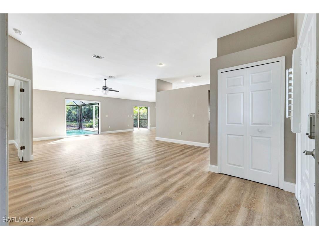 3650 Kent Drive Naples FL 34112 225075139 image4