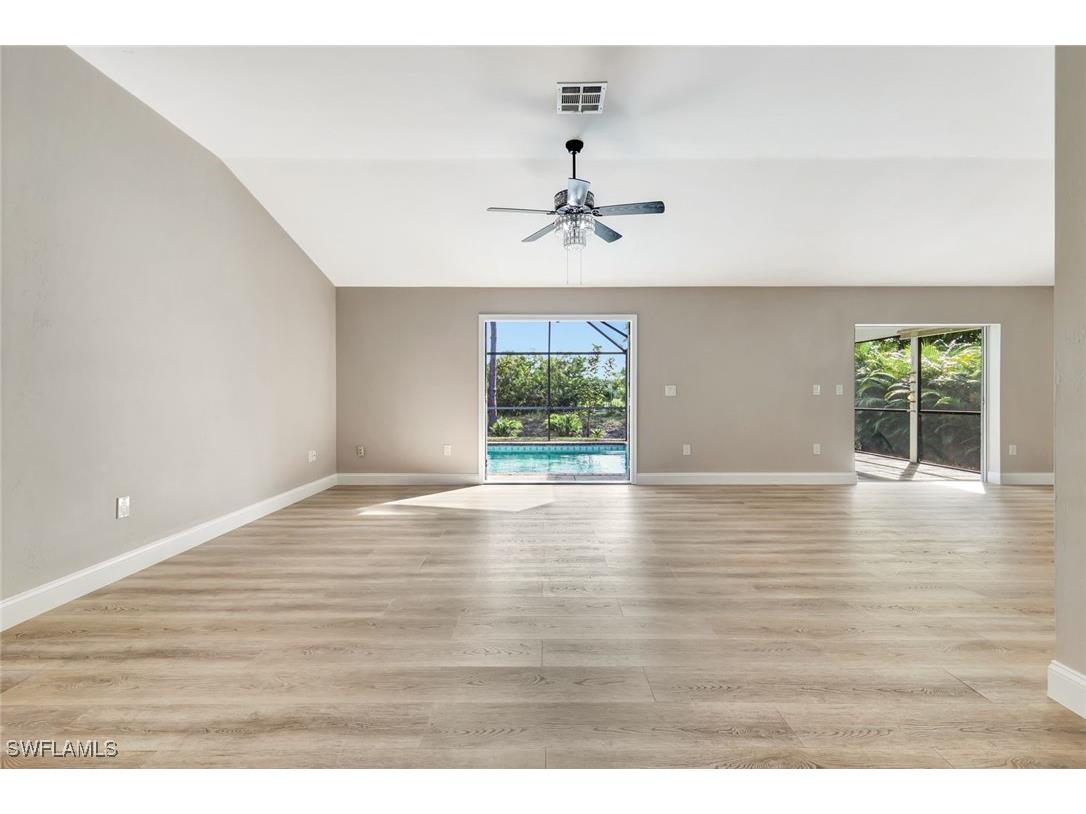 3650 Kent Drive Naples FL 34112 225075139 image8