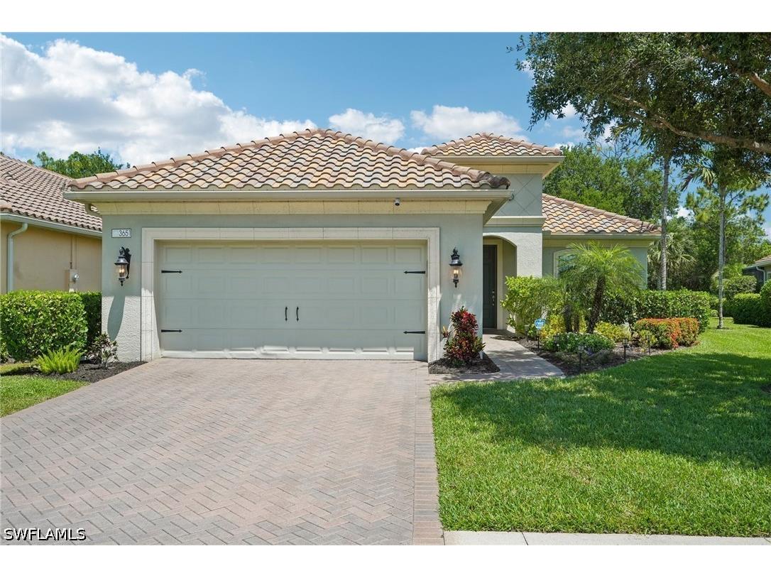 3651 Canopy Circle Naples FL 34120 226016802 image2
