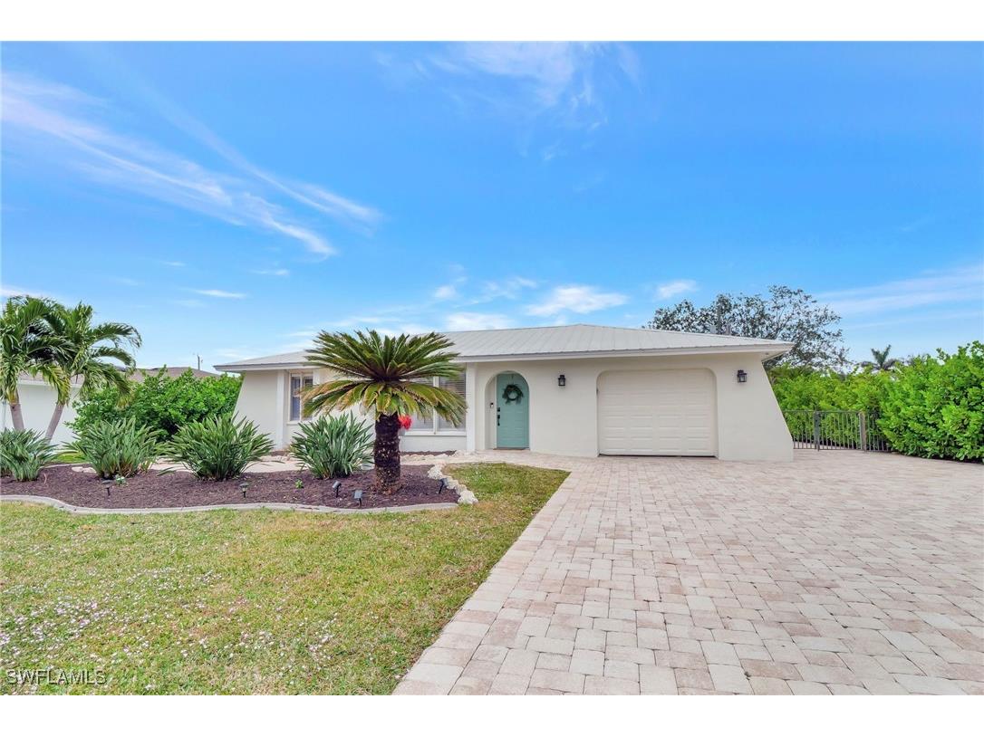 3652 Bailes Street Bonita Springs FL 34134 225005740 image1