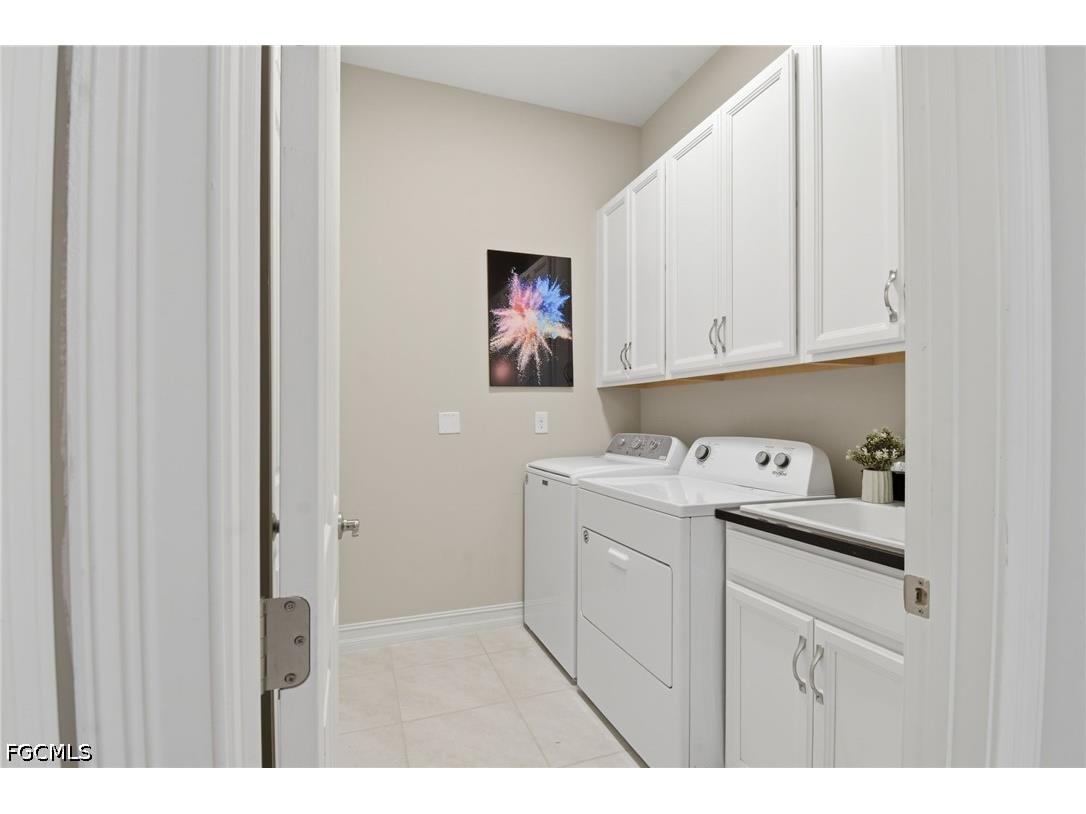 3653 Avenida Del Vera North Fort Myers FL 33917 2026024756 image26