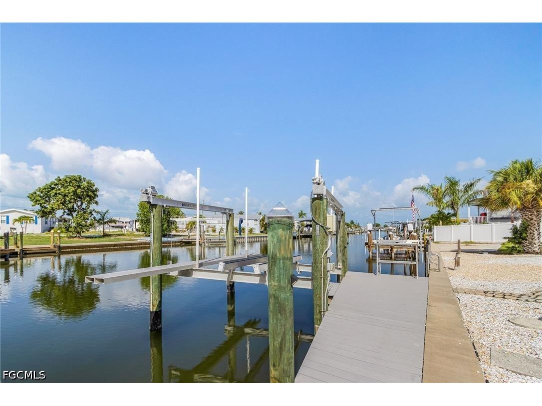 3653 Dewberry Lane Saint James City FL 33956 2026030527 image26