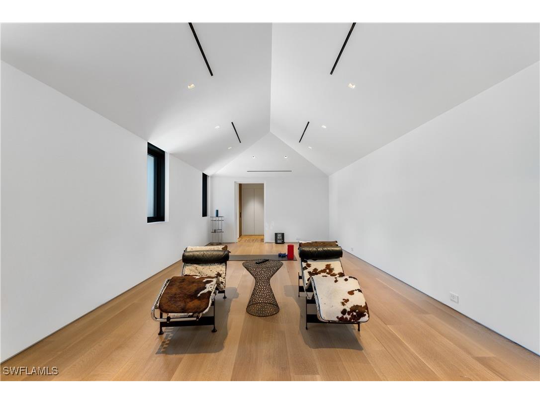 3655 Fort Charles Drive Naples FL 34102 225048632 image21