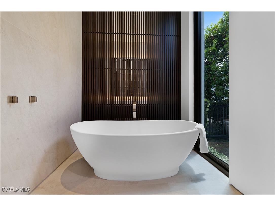 3655 Fort Charles Drive Naples FL 34102 225048632 image27