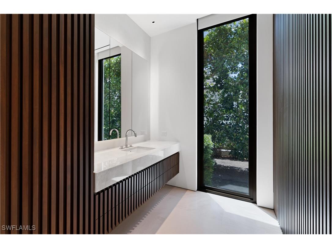 3655 Fort Charles Drive Naples FL 34102 225048632 image28