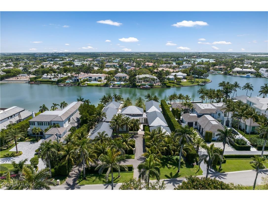 3655 Fort Charles Drive Naples FL 34102 225048632 image3