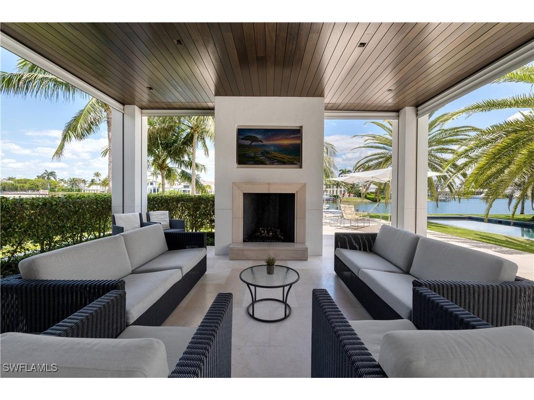 3655 Fort Charles Drive Naples FL 34102 225048632 image35