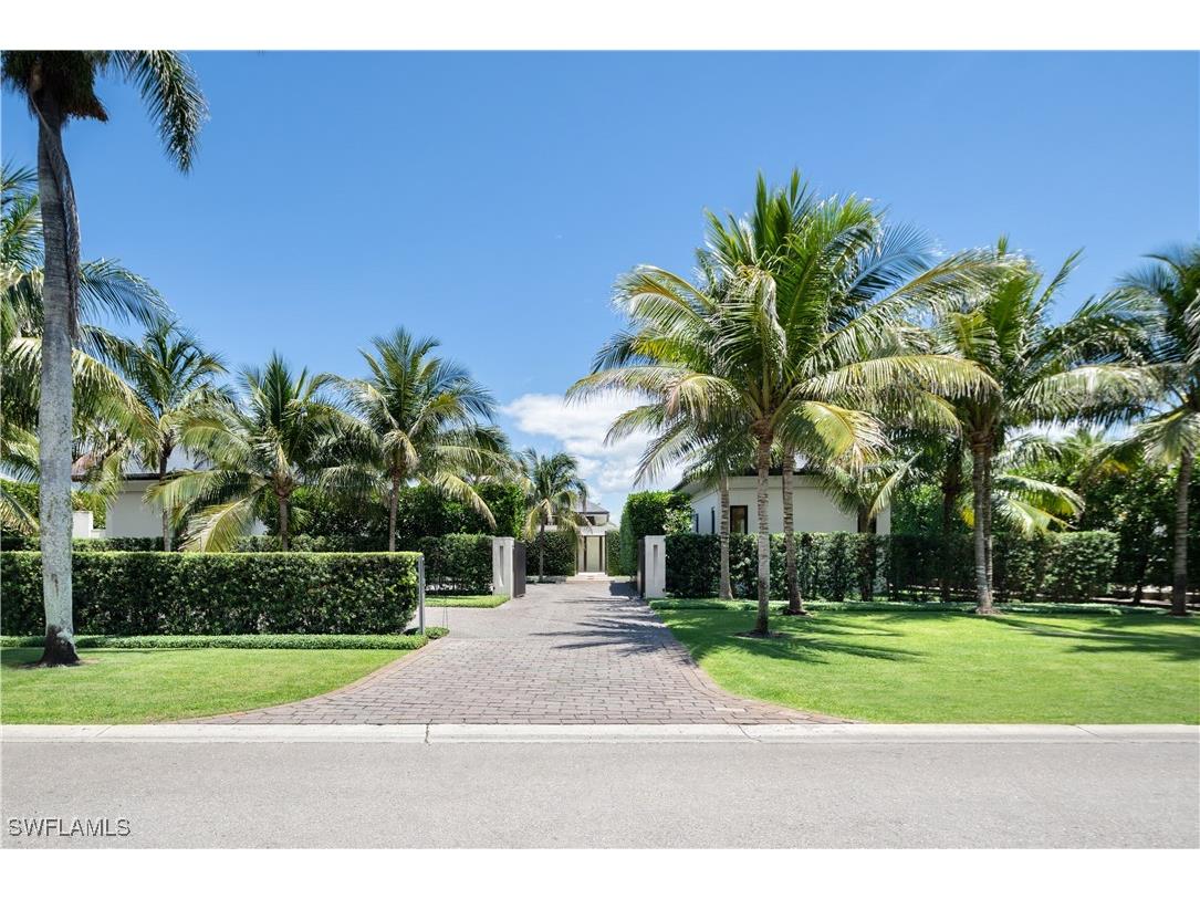 3655 Fort Charles Drive Naples FL 34102 225048632 image43