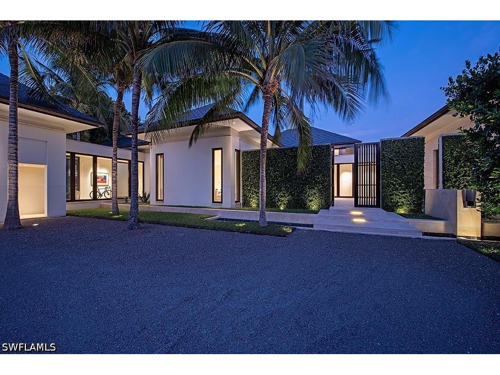 3655 Fort Charles Drive Naples FL 34102 226019200 image2