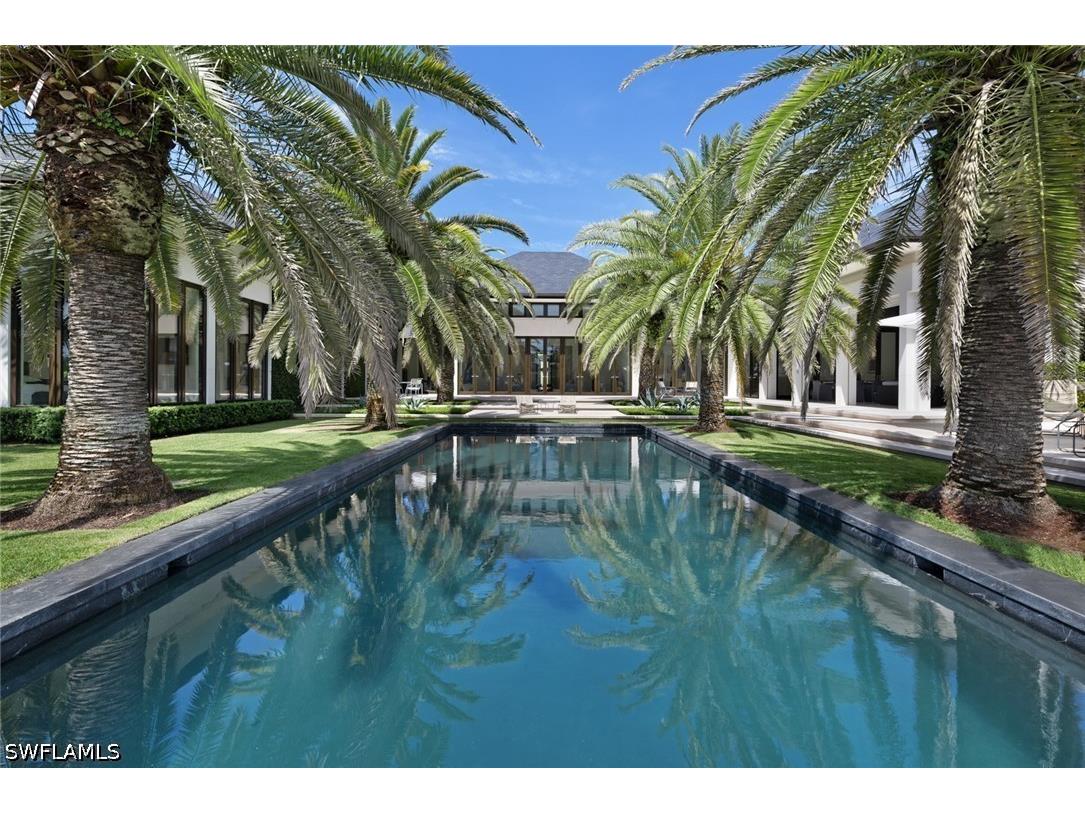 3655 Fort Charles Drive Naples FL 34102 226019200 image6