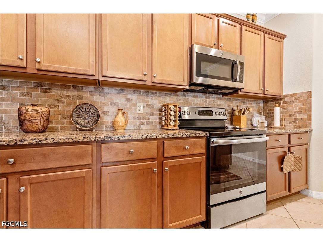 3655 Sugarelli Avenue Cape Coral FL 33909 2026024616 image9