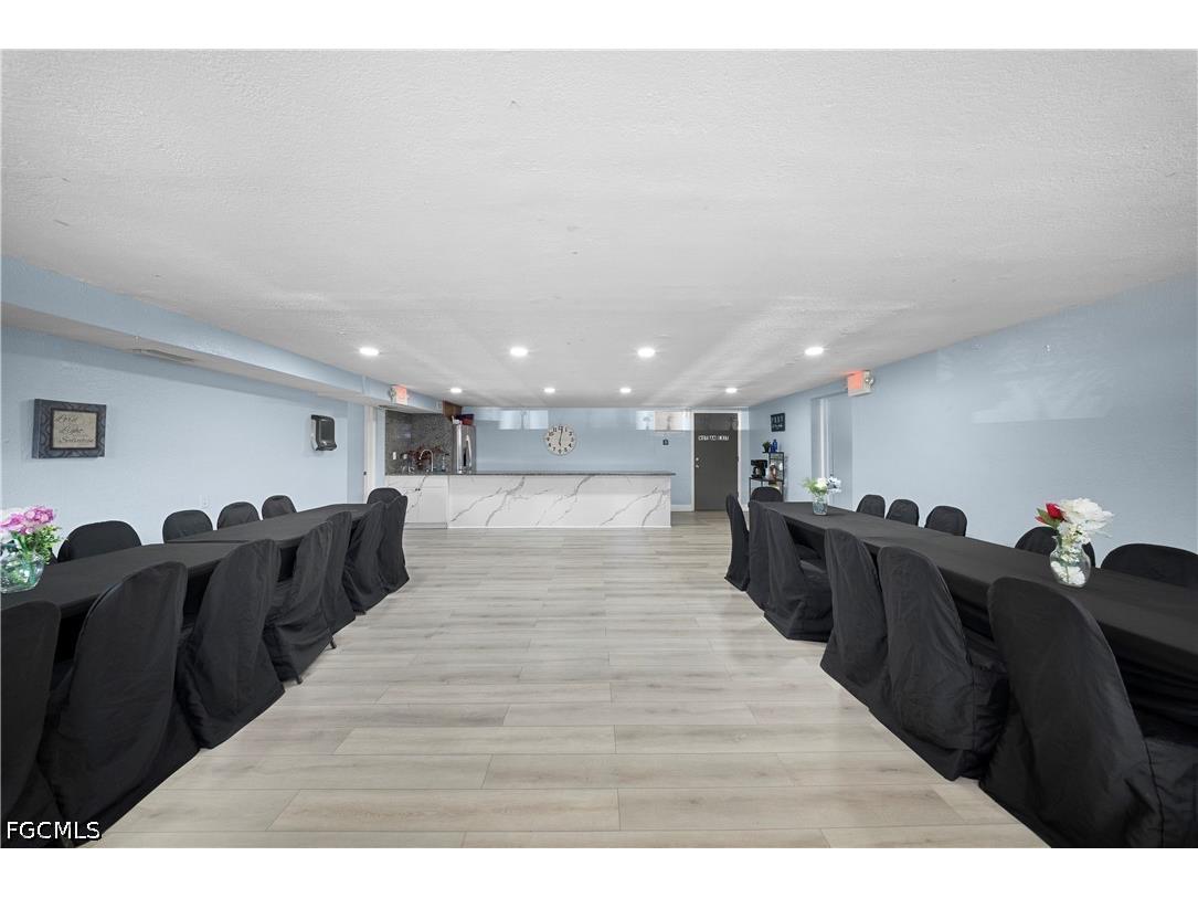 3657 Central Avenue Fort Myers FL 33901 2026014880 image17