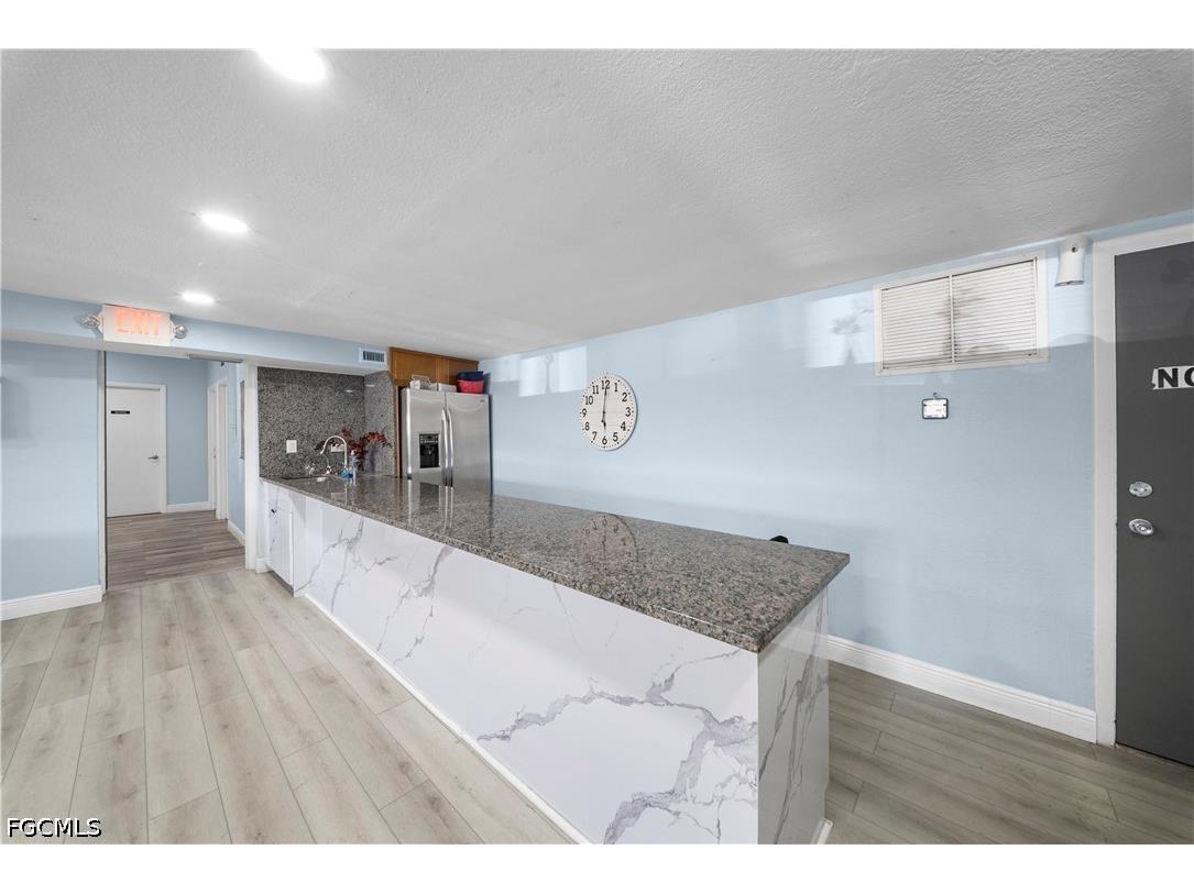 3657 Central Avenue Fort Myers FL 33901 2026014880 image20
