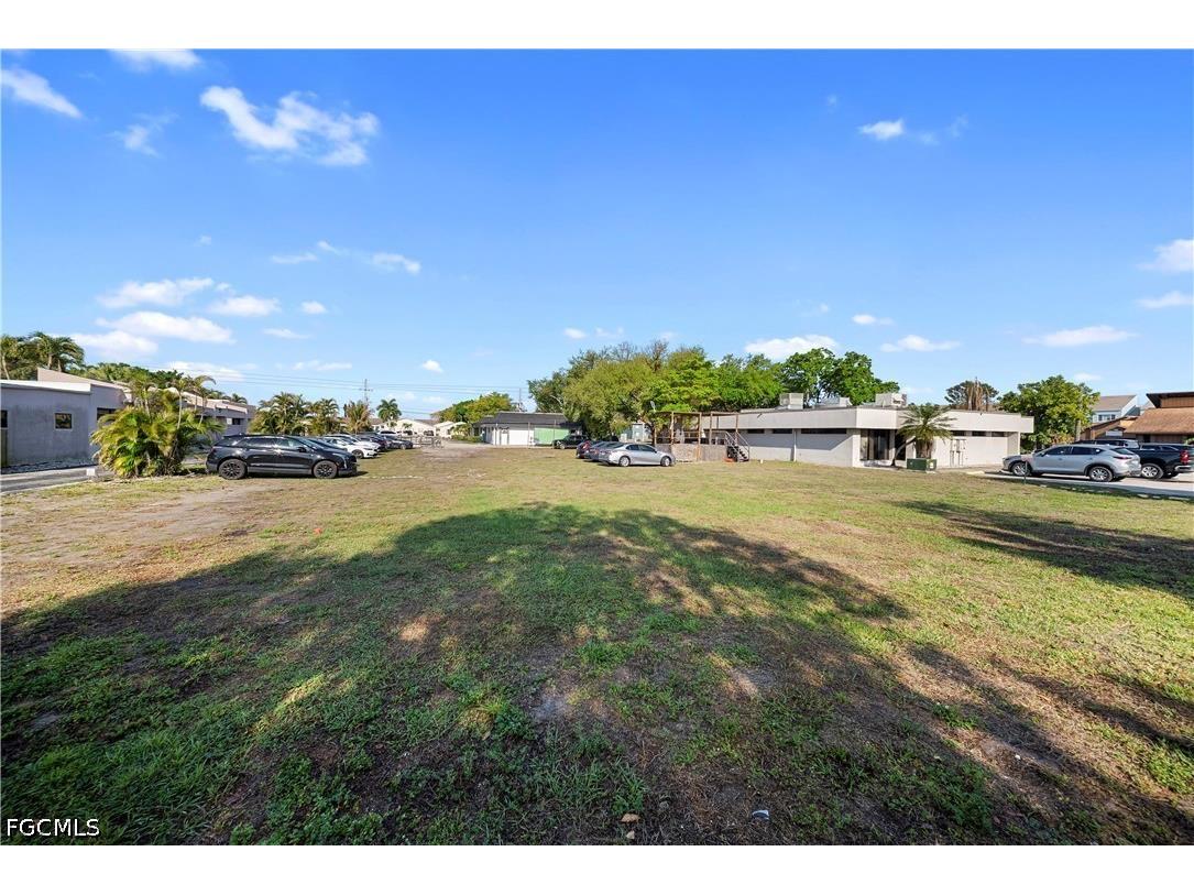 3657 Central Avenue Fort Myers FL 33901 2026014880 image23
