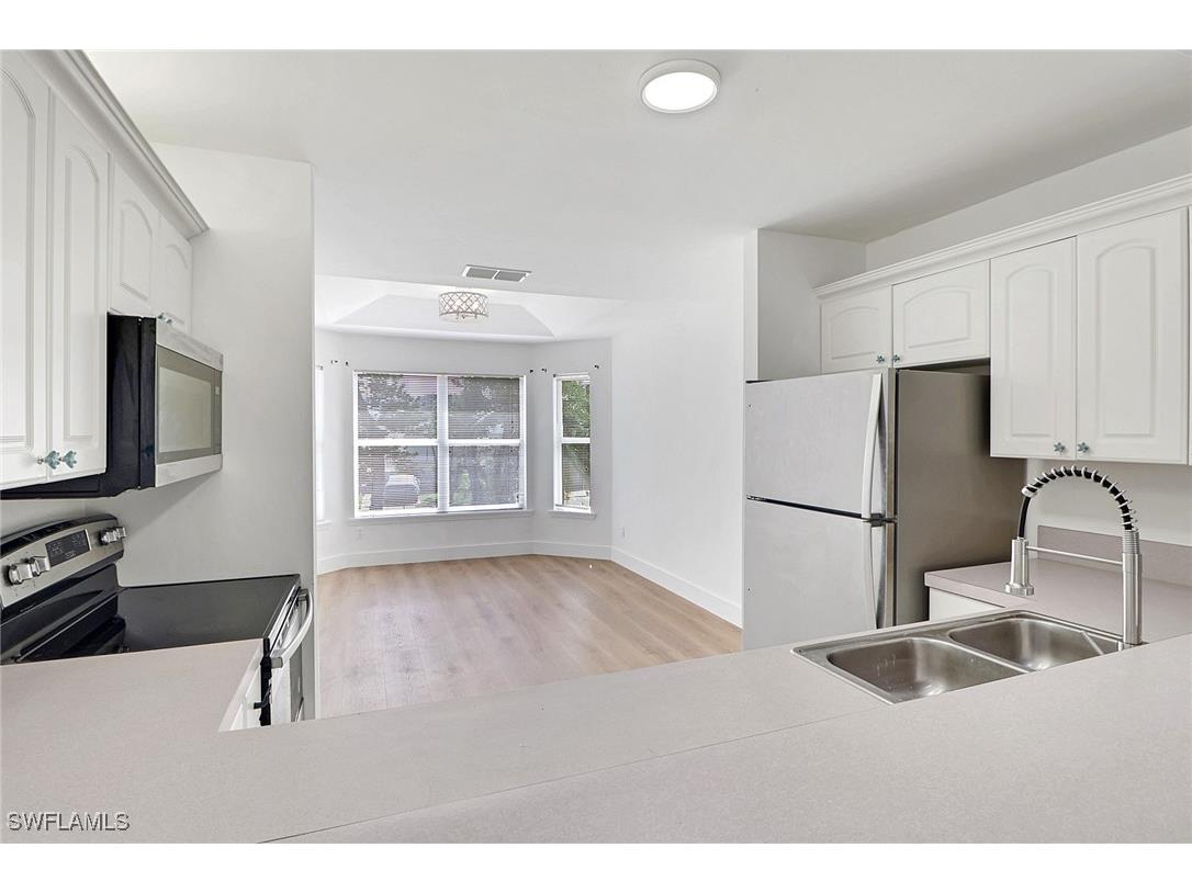 3659 Riviera Circle Bonita Springs FL 34134 225074368 image4