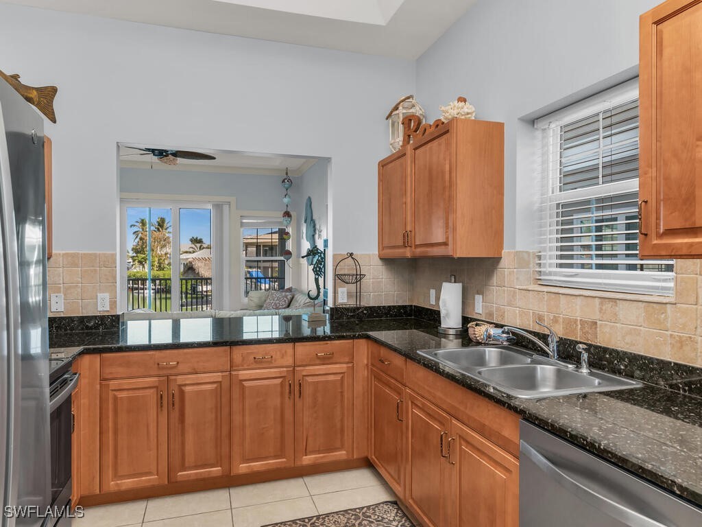 366 Angler Drive #1602 Goodland FL 34140 225075052 image8