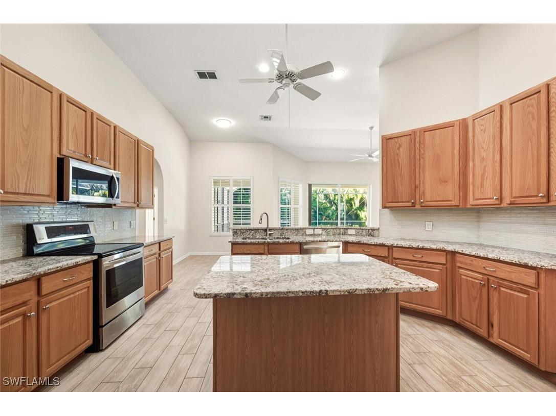 366 Burnt Pine Drive Naples FL 34119 226000429 image16