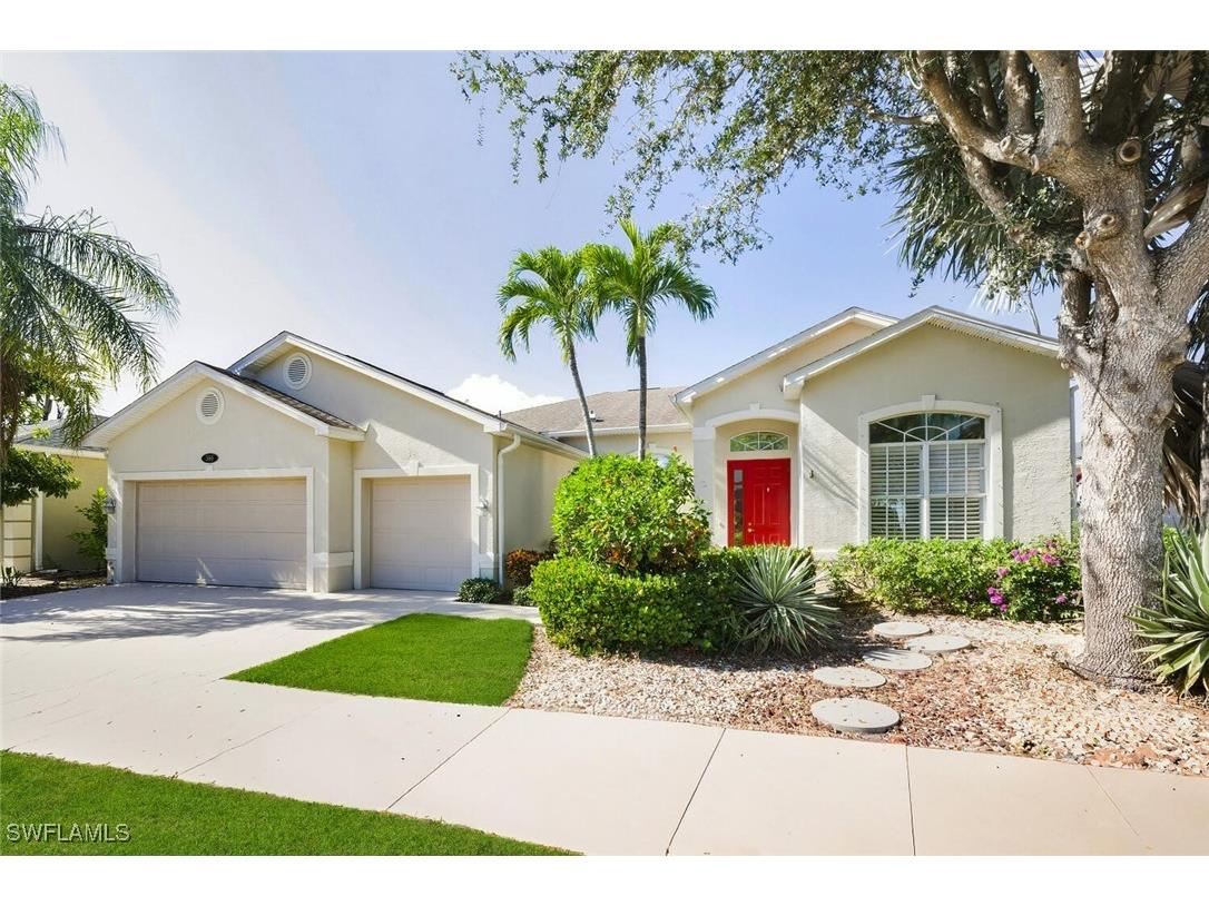 366 Burnt Pine Drive Naples FL 34119 226000429 image2