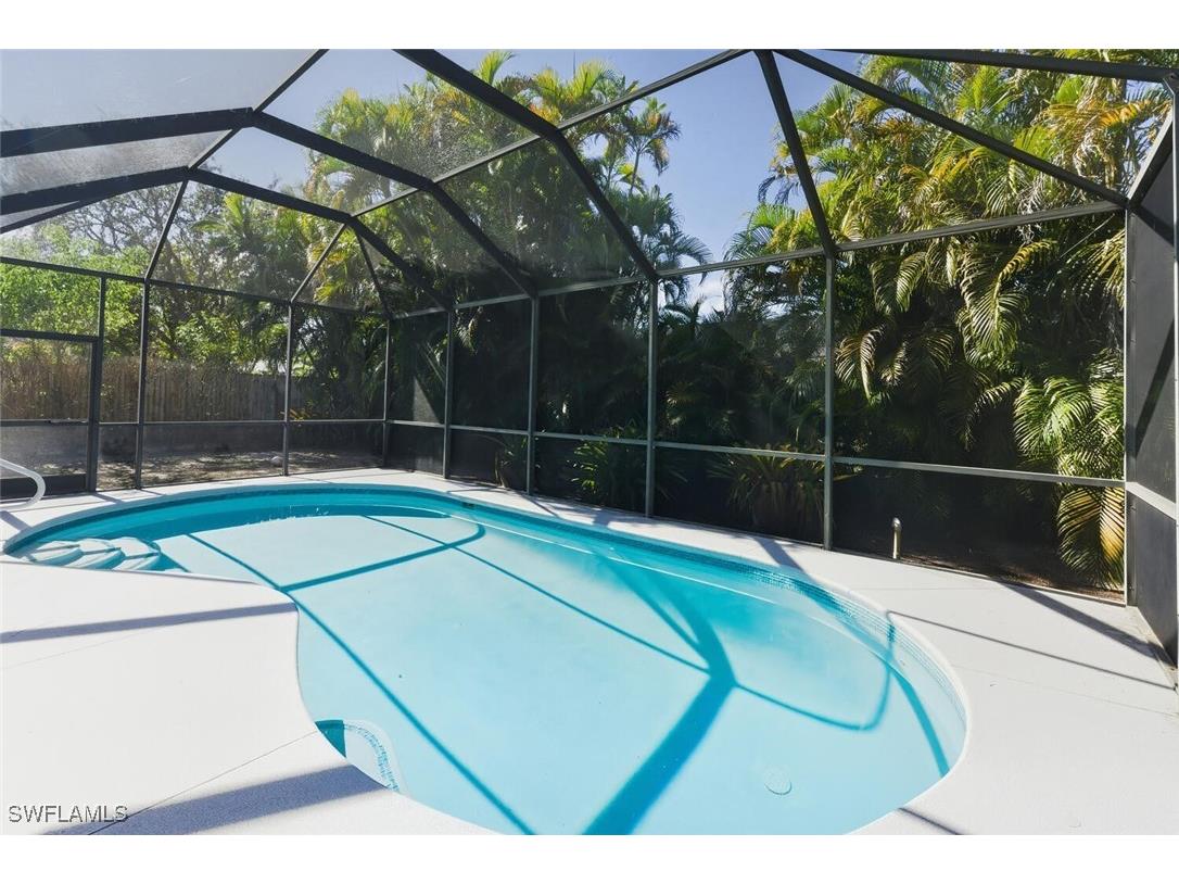 366 Burnt Pine Drive Naples FL 34119 226000429 image37