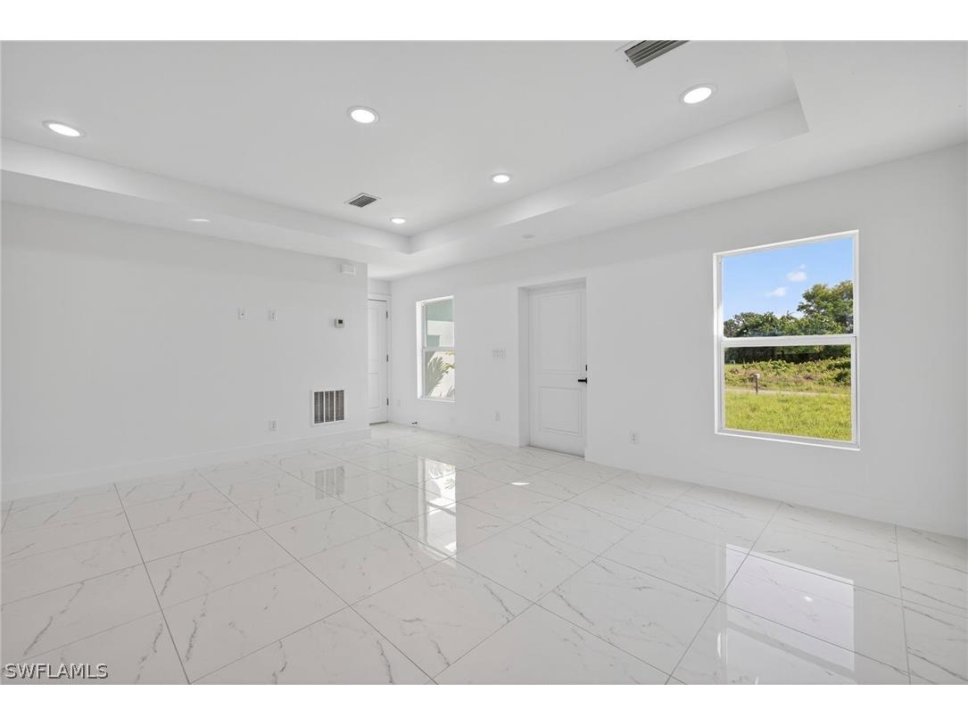 366 Butler Avenue S Lehigh Acres FL 33974 226008548 image3