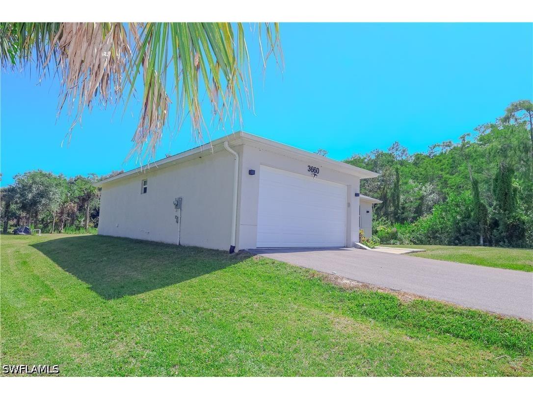 3660 39th Avenue NE Naples FL 34120 226019143 image3