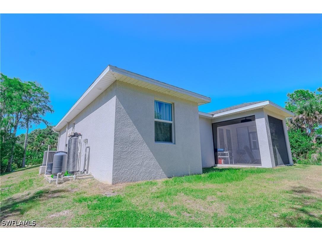 3660 39th Avenue NE Naples FL 34120 226019143 image4