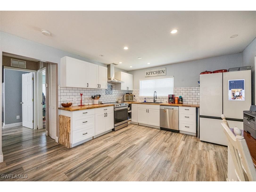 3660 47th Avenue NE Naples FL 34120 226000855 image11