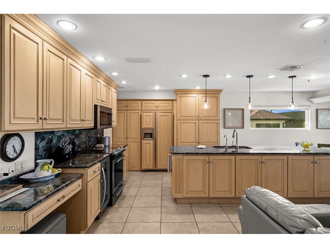 3660 San Carlos Drive Saint James City FL 33956 2025017059 image20