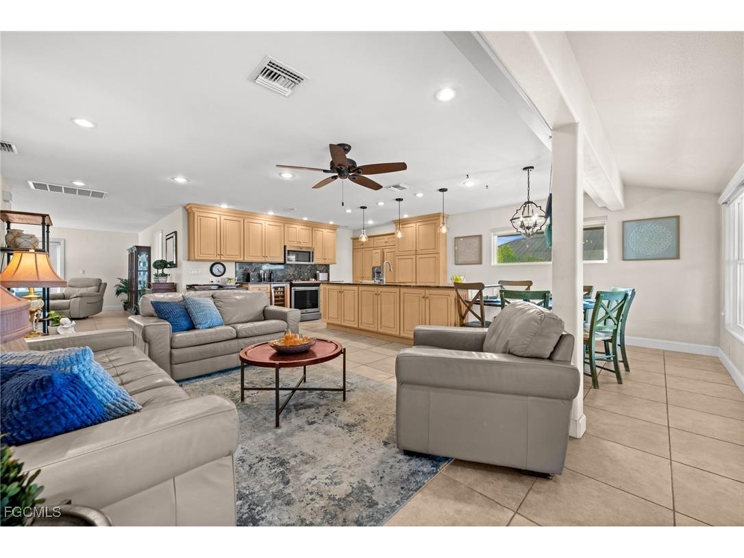 3660 San Carlos Drive Saint James City FL 33956 2025017059 image21