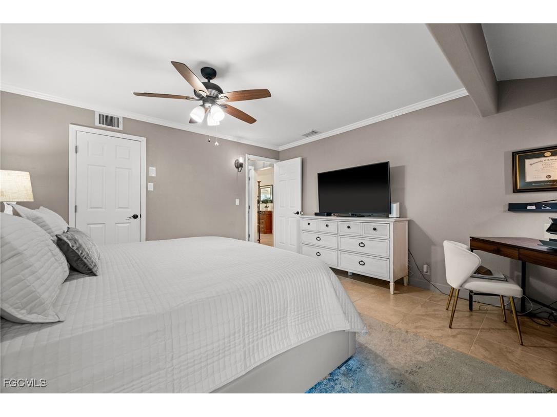 3660 San Carlos Drive Saint James City FL 33956 2025017059 image27