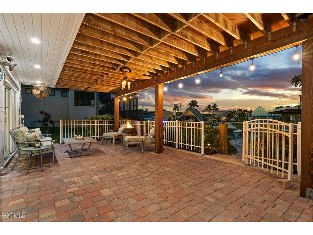 3660 San Carlos Drive Saint James City FL 33956 2025017059 image31